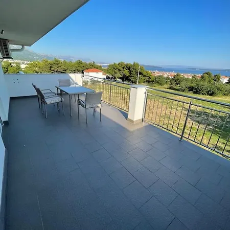 Seaview Lagetar Apartman Kaštel Novi