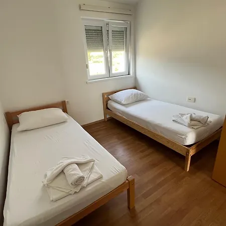 Apartamento Seaview Lagetar *