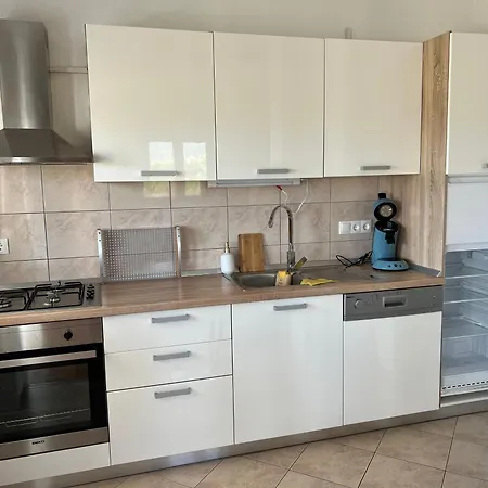 Seaview Lagetar Apartamento